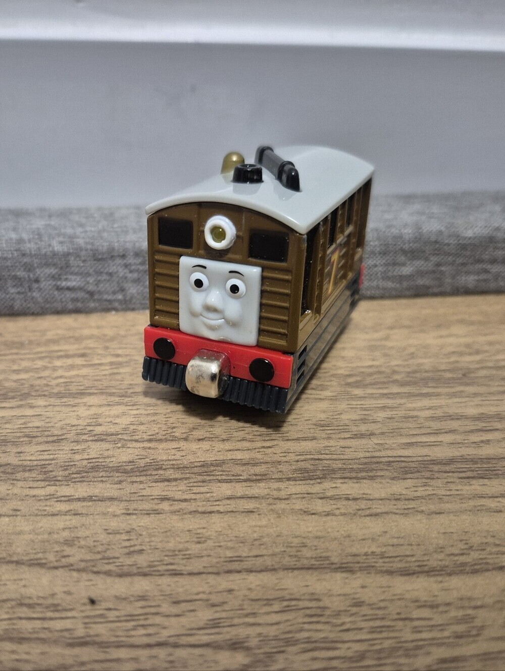 2009 Thomas & Friends Toby Talking & Light Up Die Cast Take N Play